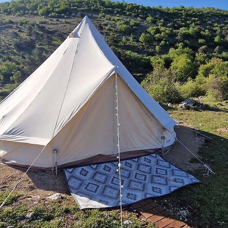 Tente Lodge Type Tipi A 1H De Nice Voie Lactee Bezaudun-les-Alpes Esterno foto