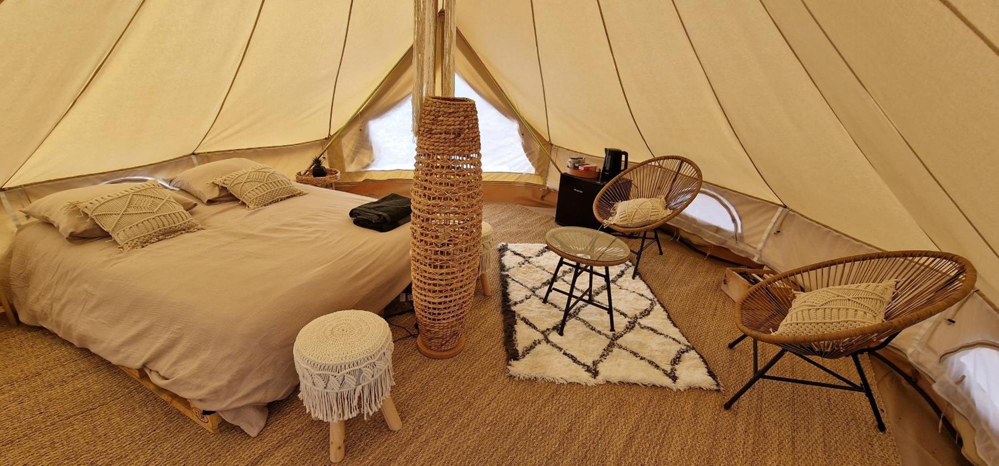 Tente Lodge Type Tipi A 1H De Nice Voie Lactee Bezaudun-les-Alpes Esterno foto
